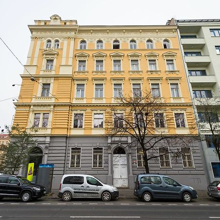 Apartment Sokolska Прага Экстерьер фото